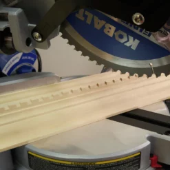 Kobalt Miter Saws 10-in 15 Amps Dual Bevel Sliding Compound Corded Miter Saw -SEO title and description design 11007214 scaled