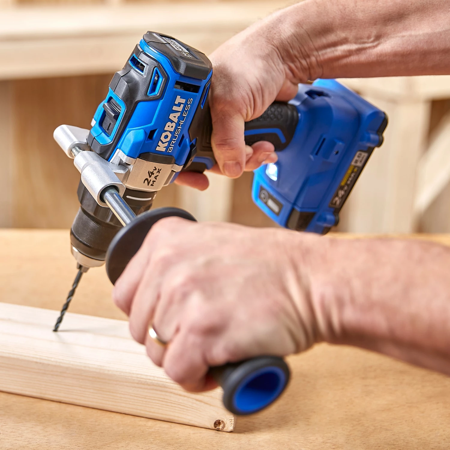 Kobalt Power Tool Combo Kits Kobalt 24V max 6-Tool 24-Volt Max Brushless Power Tool Combo Kit Case (2-Batteries Included and Charger Included) 8 Kobalt Power Tool Combo Kits Kobalt 24V max 6-Tool 24-Volt Max Brushless Power Tool Combo Kit Case (2-Batteries Included and Charger Included) - Image 8