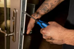 Kobalt Mechanics Tool Sets 154-Piece Standard (SAE) and Metric Combination Polished Chrome Mechanics Tool Set (1/4-in; 3/8-in) -SEO title and description design 42394150 scaled