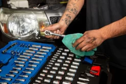 Kobalt Mechanics Tool Sets 154-Piece Standard (SAE) and Metric Combination Polished Chrome Mechanics Tool Set (1/4-in; 3/8-in) -SEO title and description design 42394165 scaled