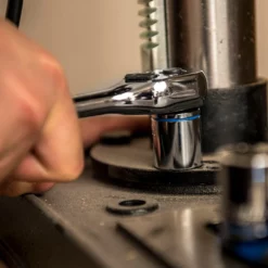 Kobalt Mechanics Tool Sets 20-Piece Standard (SAE) and Metric Combination Polished Chrome Mechanics Tool Set (1/4-in) -SEO title and description design 44476980