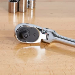 Kobalt Ratchets & Ratchet Sets 90-Tooth 1/2-in Drive Quick-release Flexible Head Standard Ratchet -SEO title and description design 44895934