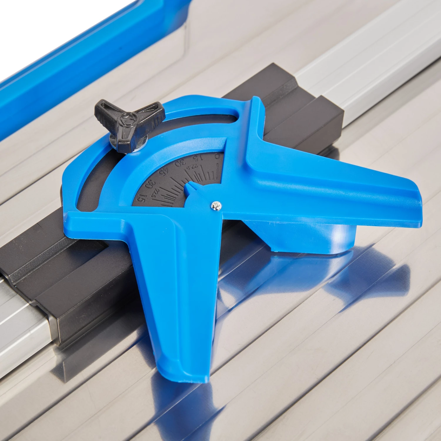 Kobalt Tile Saws 7-in 5-Amp Wet Tabletop Tile Saw 2 Kobalt Tile Saws 7-in 5-Amp Wet Tabletop Tile Saw - Image 2