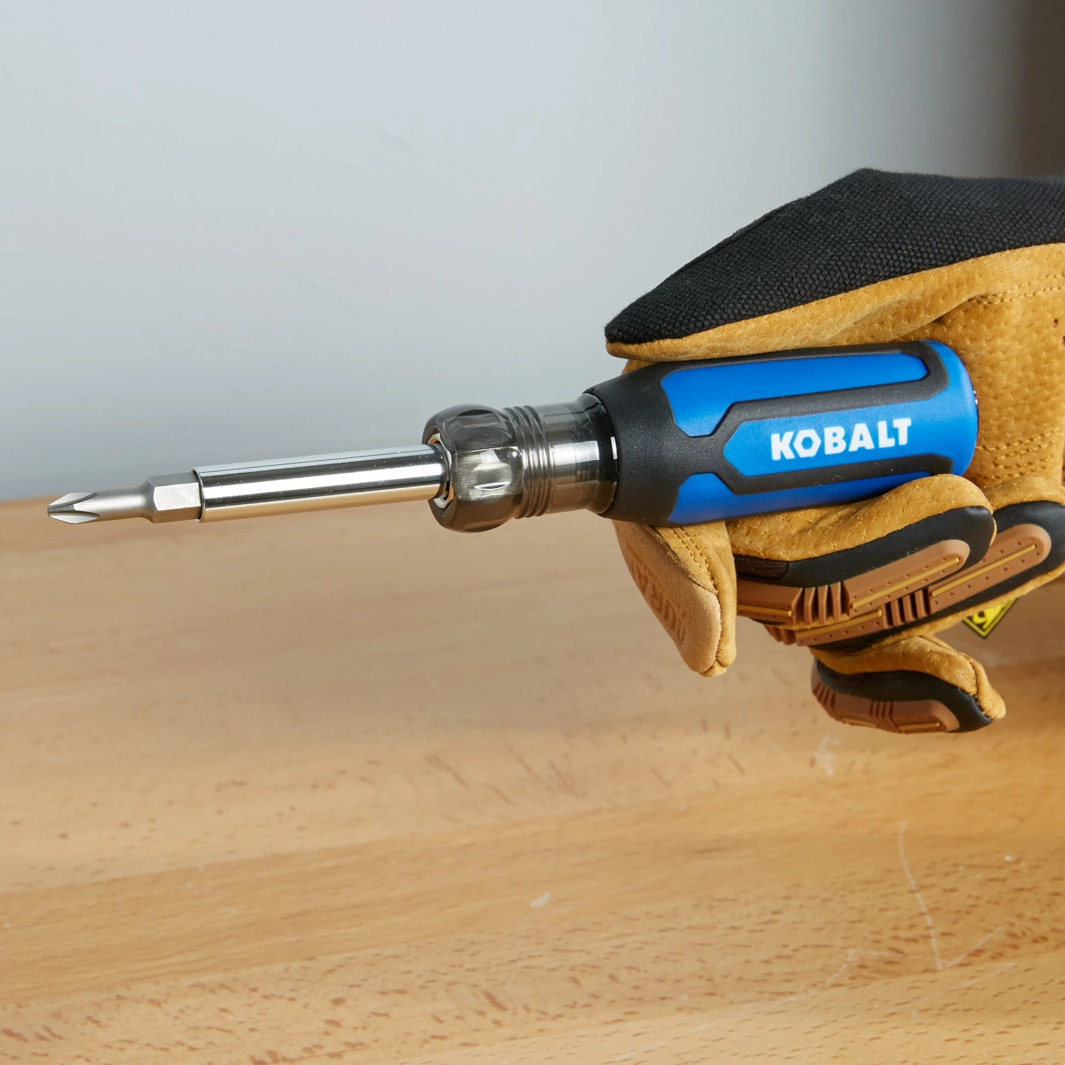 Kobalt Screwdrivers 6-Piece Acetate Handle Magnetic Set Assorted Multi-bit Screwdriver Set 2 Kobalt Screwdrivers 6-Piece Acetate Handle Magnetic Set Assorted Multi-bit Screwdriver Set - Image 2