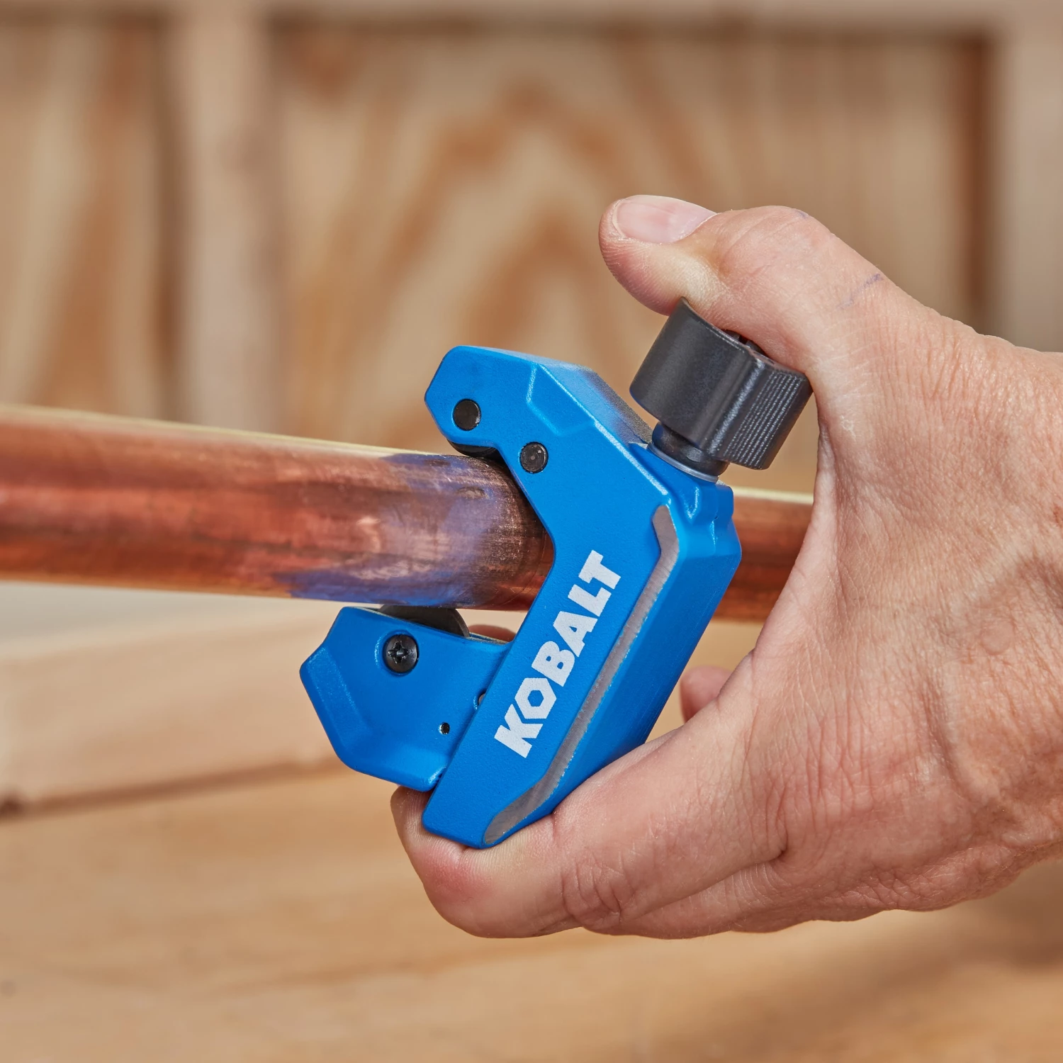 Kobalt Pipe Cutters 1-1/8-in Copper Tube Cutter 3 Kobalt Pipe Cutters 1-1/8-in Copper Tube Cutter - Image 3