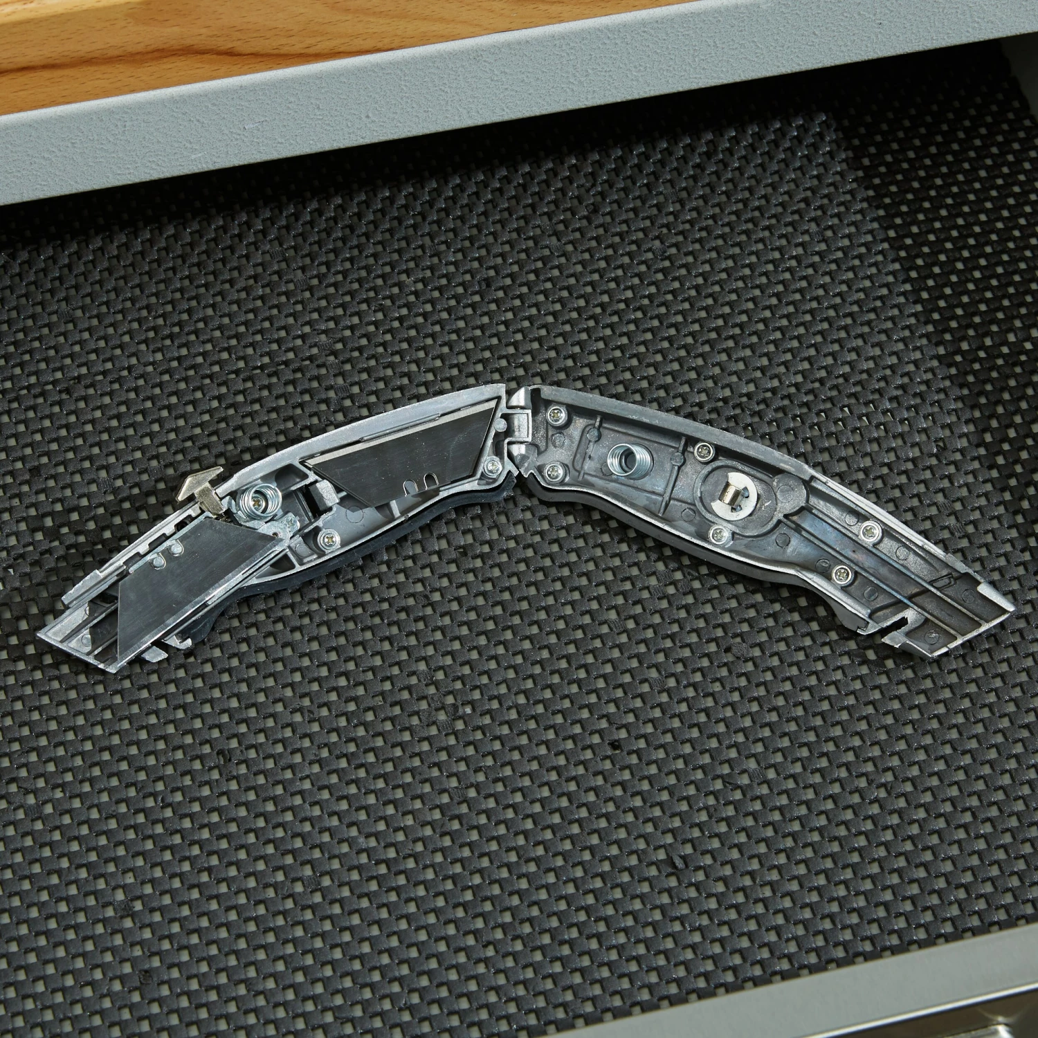 Kobalt Utility Knives 3-Blade Utility Knife 5 Kobalt Utility Knives 3-Blade Utility Knife - Image 5