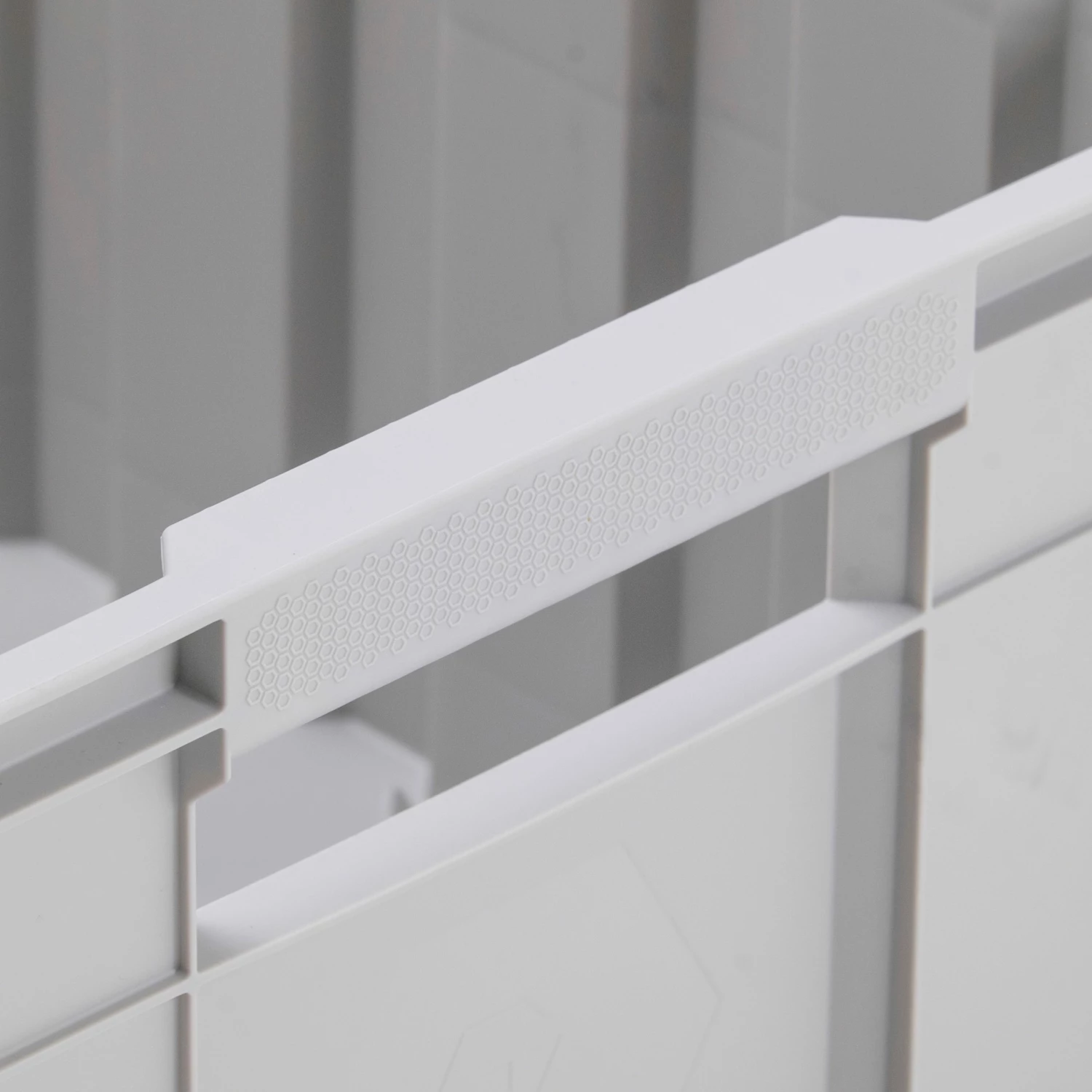 Kobalt Plastic Storage Totes Kobalt Stackable Crate 4 Kobalt Plastic Storage Totes Kobalt Stackable Crate - Image 4